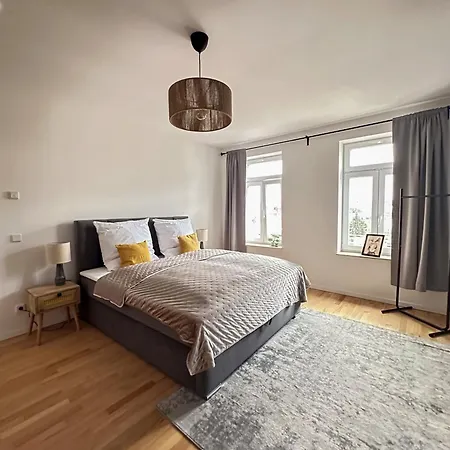 Soulscape Citylight - Sonnenberg - Modern, Zentrumsnah, 3 Schlafzimmer, Gratis Wifi * Chemnitz